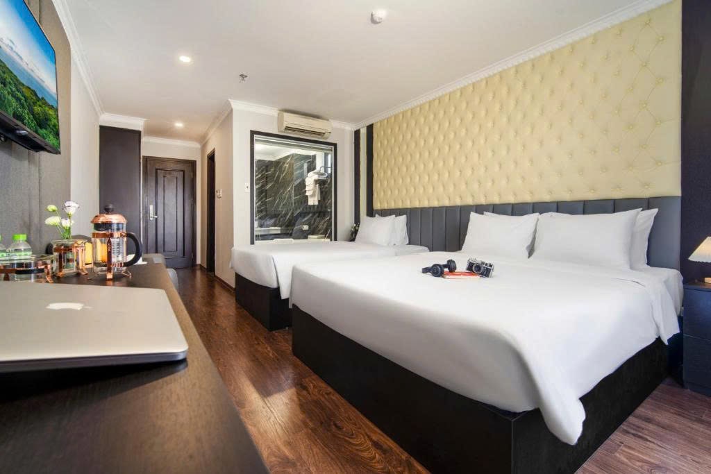 z6858367978590_78baeef87ced153cdab4c43c9bc0fad1-min