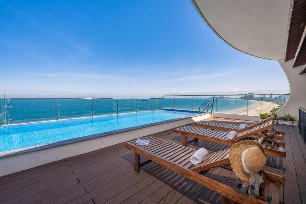 z6905247064233_e6fd0fe53bc56bd700c1133928c6548f-min