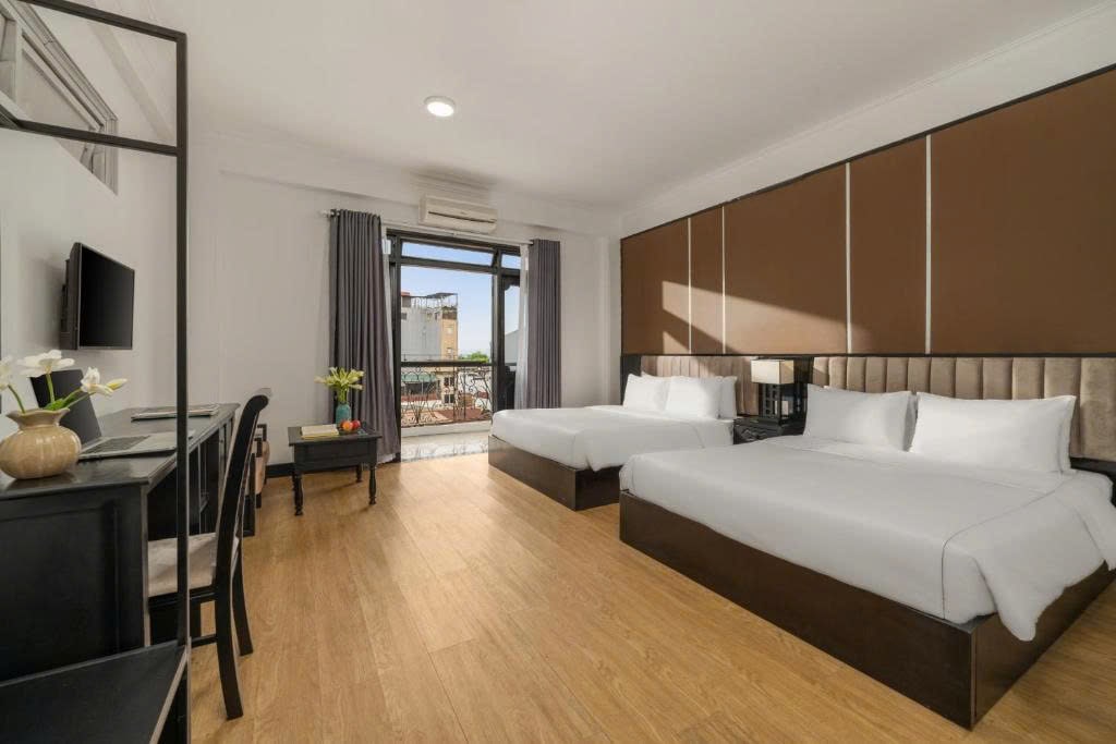 z6918081094063_4880fa3f47a0fae0d8cf26bdc1045bb8-min