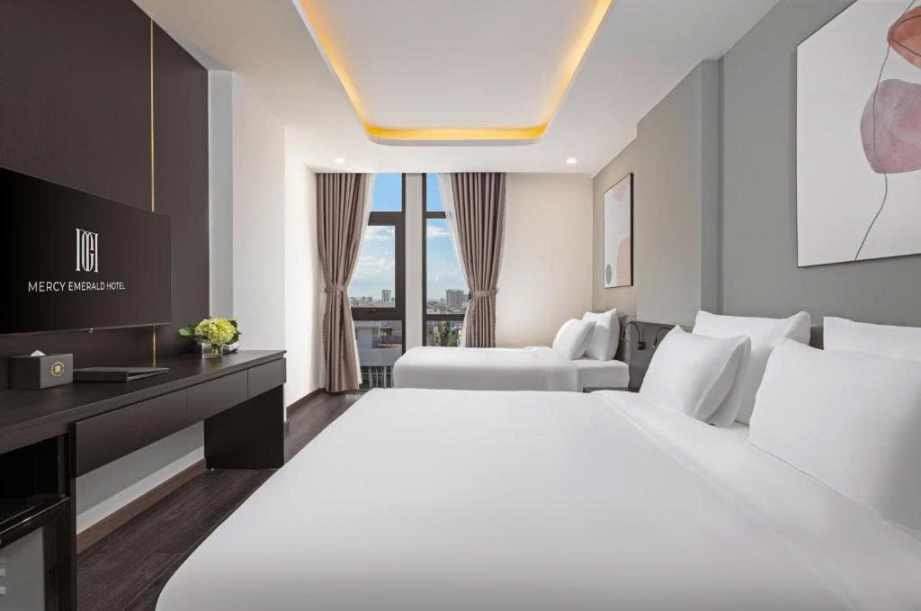 z6918088040576_4f45f593566592d70b03ab00c5ea529d-min