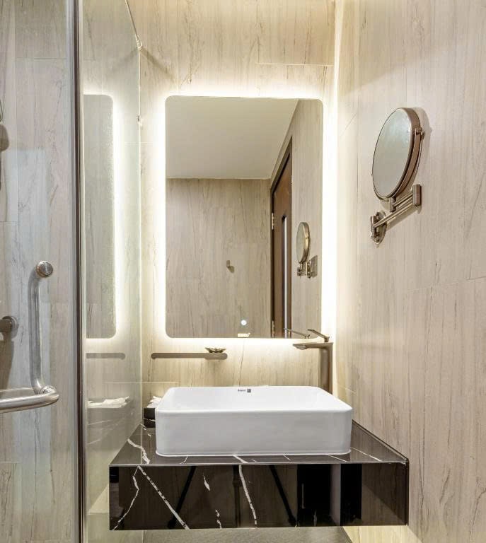 z6918088108824_829531aa9d7d5e10d249014c3bd41ba8-min