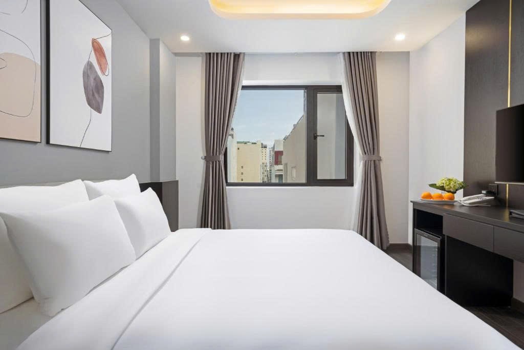 z6918088343841_e977ed217eaa06c30333b9fae27d6539-min