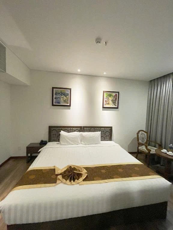 z6921519264007_2877c5ab1fa598627f98d5c9f16aa7f4-min