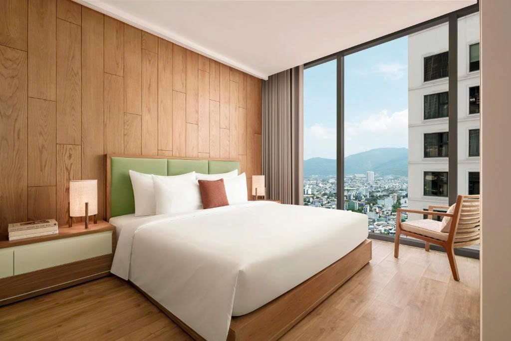 z6928769887217_d4f11a809941d088b9bc231a98bf4636-min