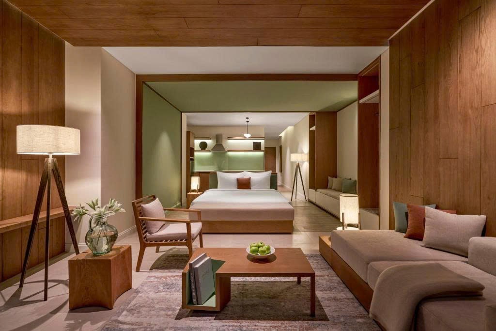 z6928770556634_ec9457c1ec2f280237043054374cb456-min