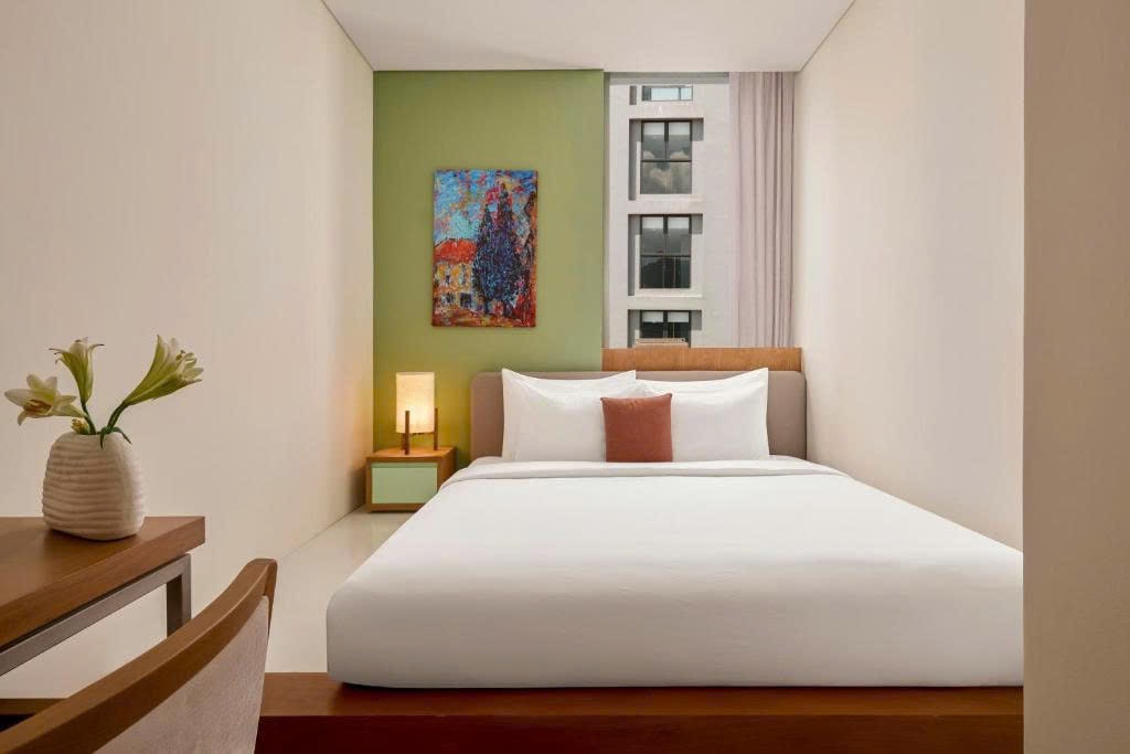 z6928770676329_d609fac534906fb547e76e9c7cb62954-min