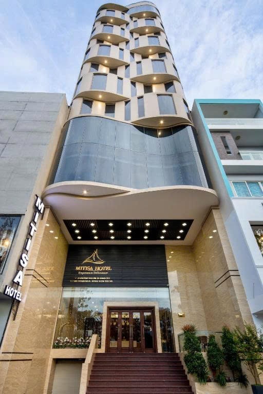 z6941801425227_1909c0b19a5be1d2ea1154986433c330-min