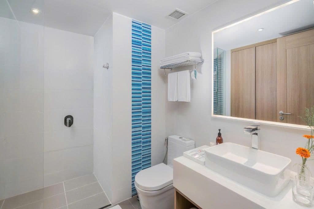 z6952571545113_e6d54c4f04cc9d86d1369a433b3c7f1e-min