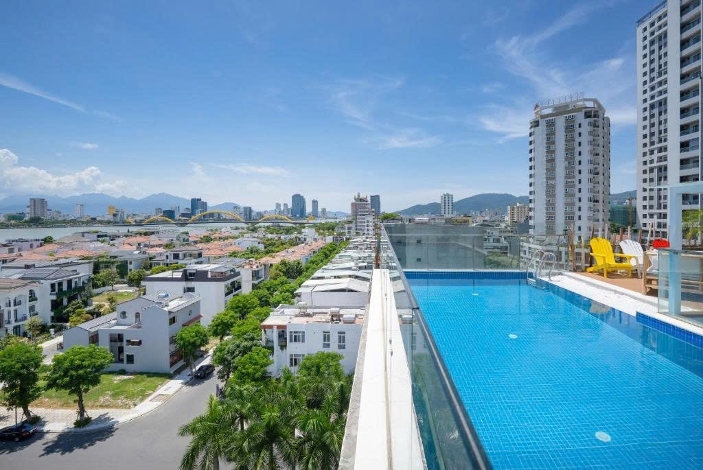 z6952578309755_57ca170127dc093d197936c46a3269fe-min