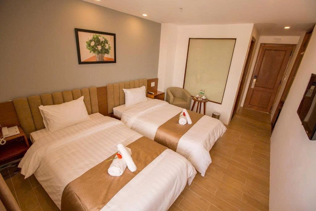 z6972353413700_24a7944e6d9deb3cfcf1c2f8d38fea7f-min