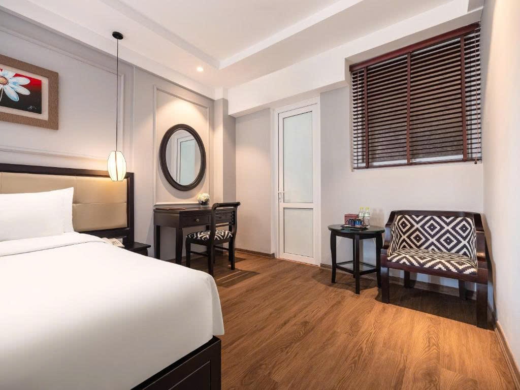 z6978819948801_a9bd6c3796579101910273878bd817d1-min