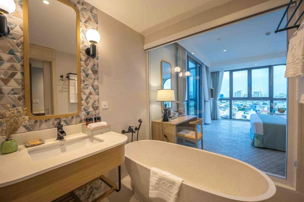 z6992289480629_923dc12c7dce23e947460a4050821d58-min