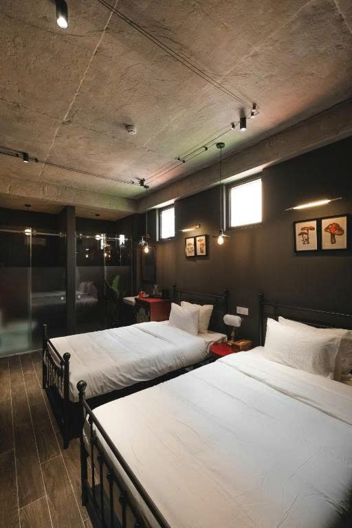 z6992293621067_ddf83939b0b23138188863ddf78b8ba5-min