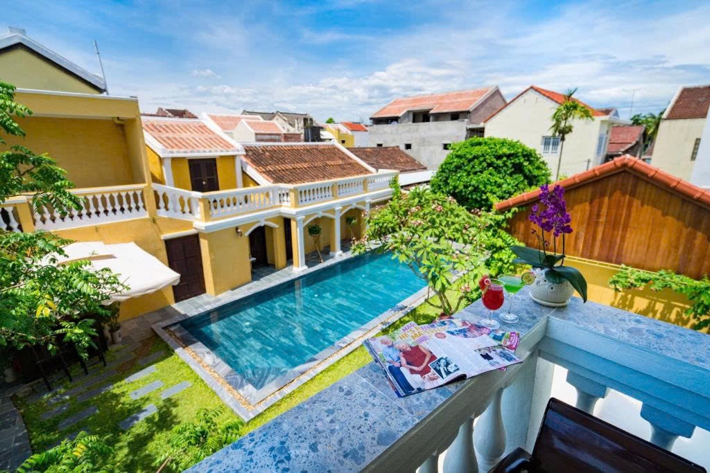 z7013028424276_39ae71e9295bcfc6105899bf1487c034-min