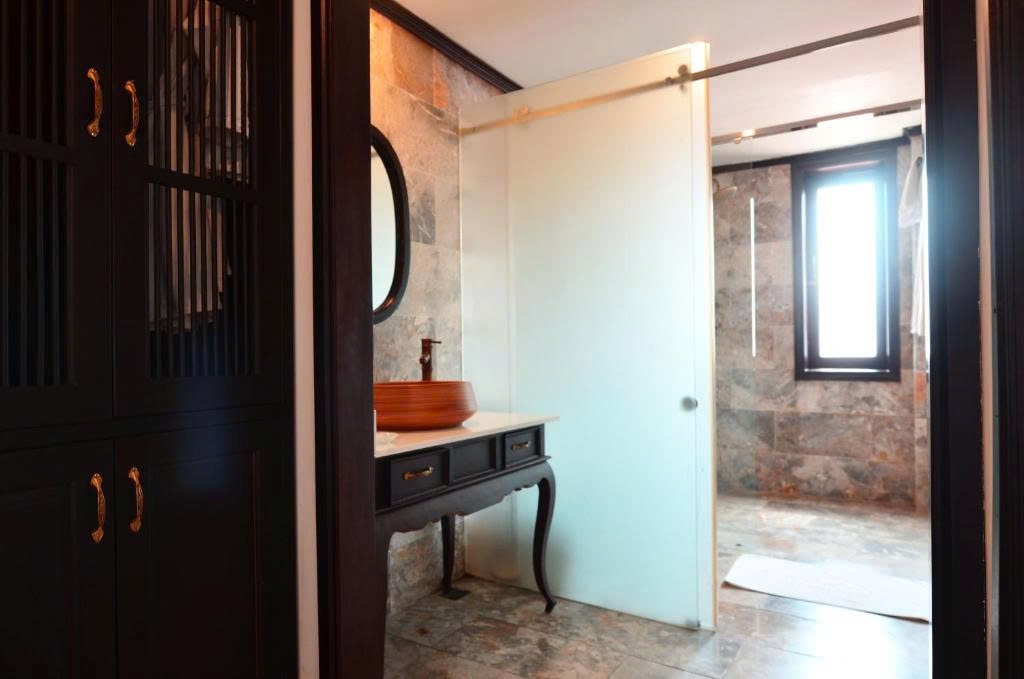 z7013028456861_7b97128c6111f9326478f8785fc7bb03-min