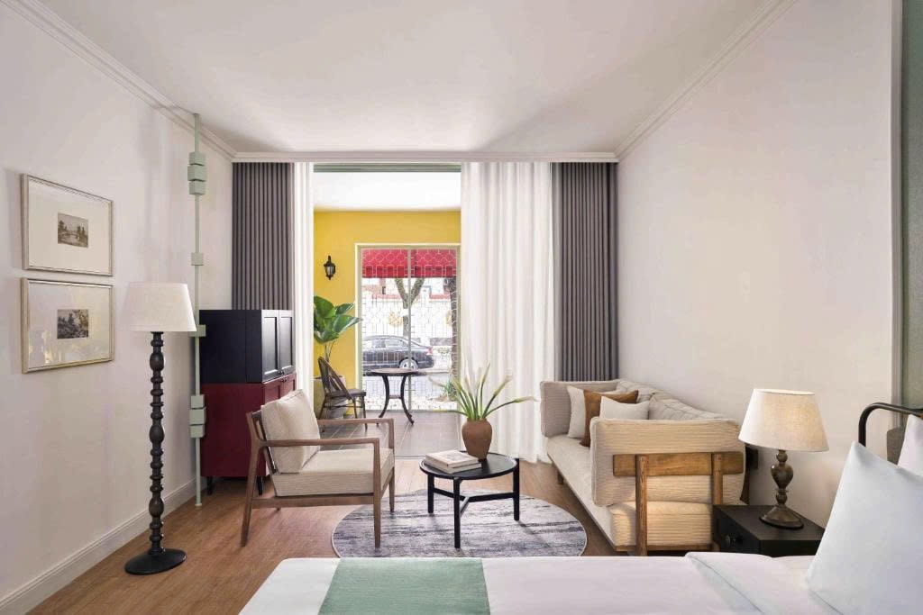 z7020204814204_952937a5ecbd929769e088fd07cc4a4a-min