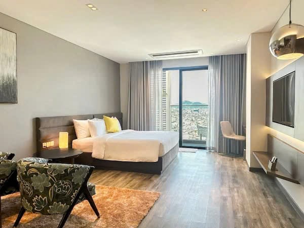 z7036942915860_09a400191c6900915aecfc2c9745b456-min