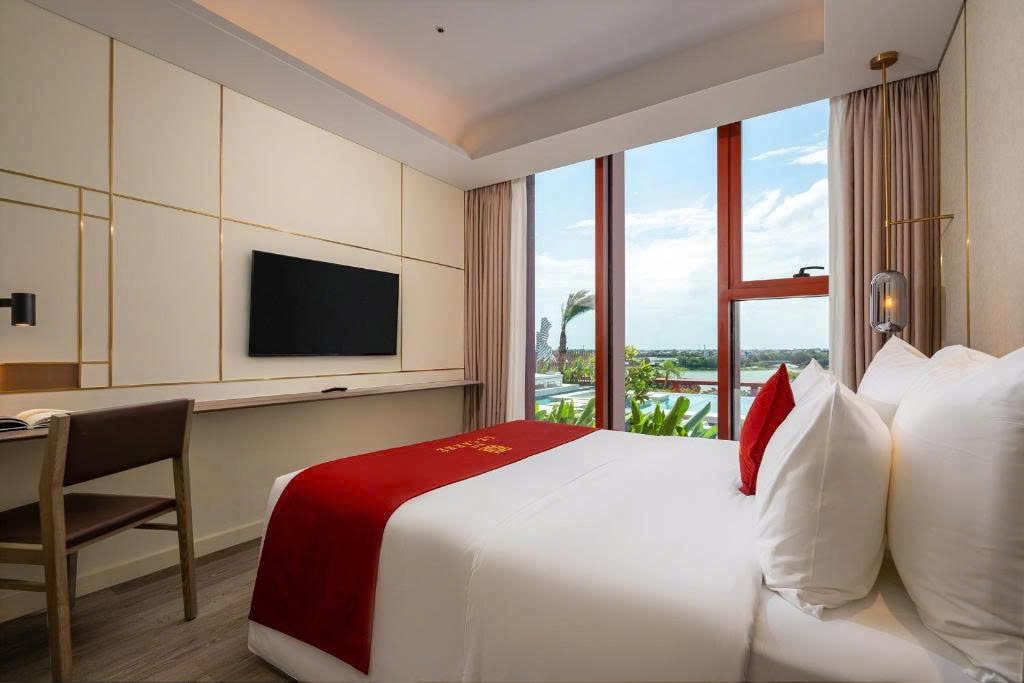 z7044227845105_8cb20a11e6b03d8d6965973be85f8188-min