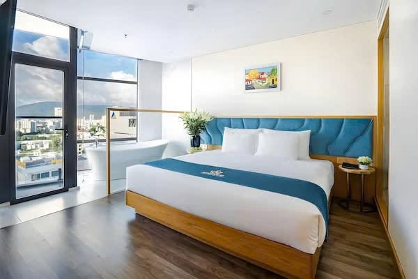 z7093419871401_348d72a6d568e2ce3f1dc0c323458e63-min