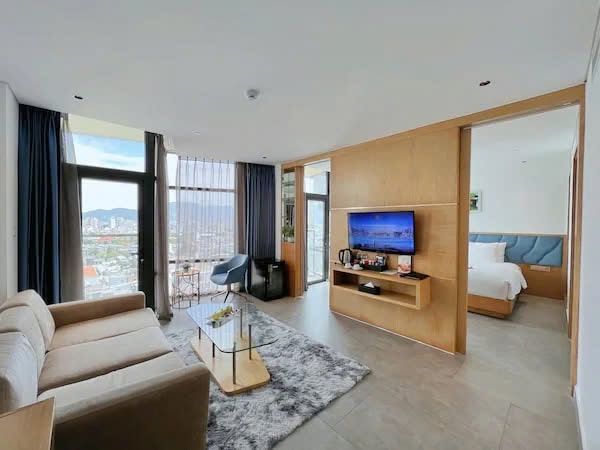 z7093420155780_c485b88804aea0930f09ee305c885770-min