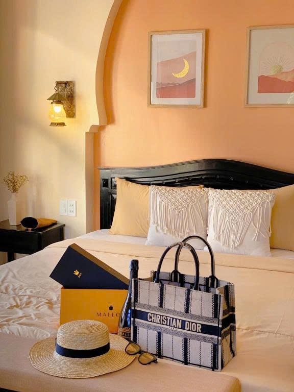 z7135192593613_3e330bd9fb84510e75fa11f535921c84-min