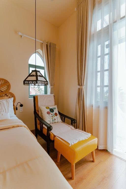 z7135192986056_4ad0eef98c01b6d98b6e1389149ae7d7-min