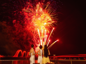 Symphony: Xem Tại Nhà Hàng Sun Bavaria