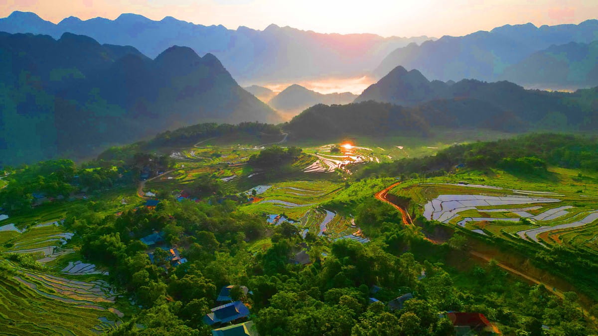 Top 10 Núi Đẹp Nhất Việt Nam Nhất Định Phải Đến Một Lần Trong Đời