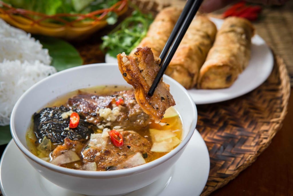 Thưởng thức ẩm thực Hà Nội